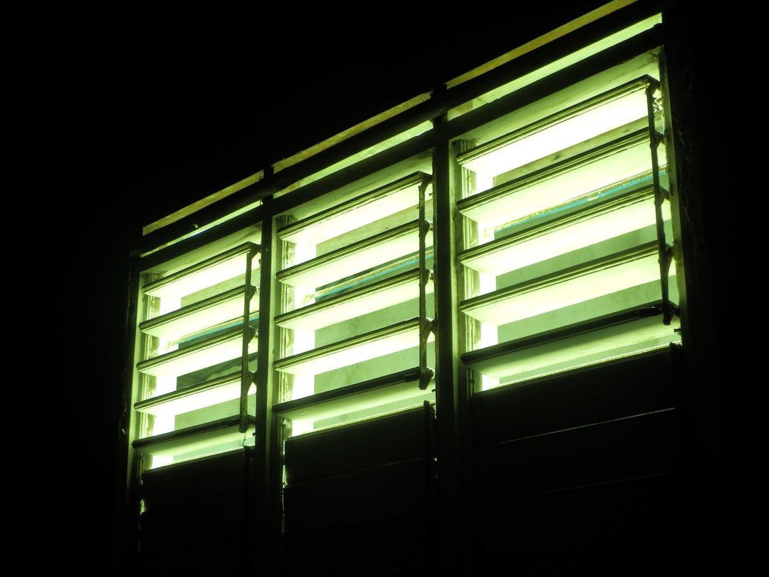 Pantallas LED interiores en centros educativos de Manresa